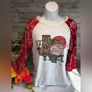 It’s Christmas Y’all tee shirt small.